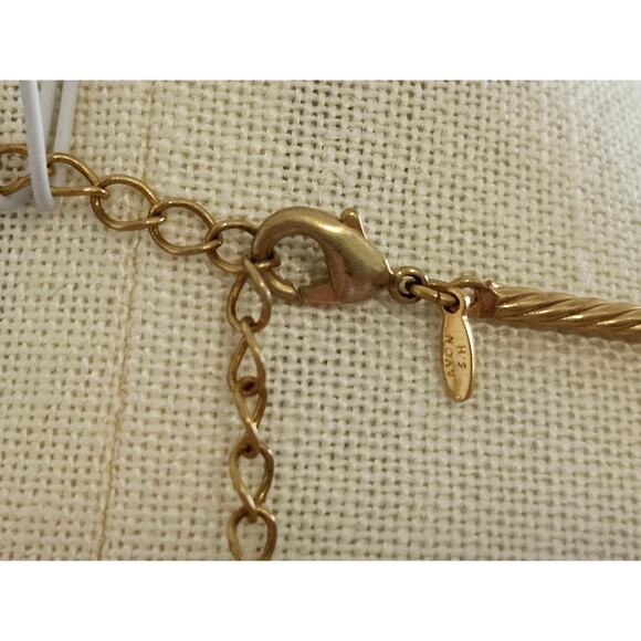 Vintage Avon Station Necklace Faux Pearl with Gold Tone Twisted Bar Links - Picture 4 of 10